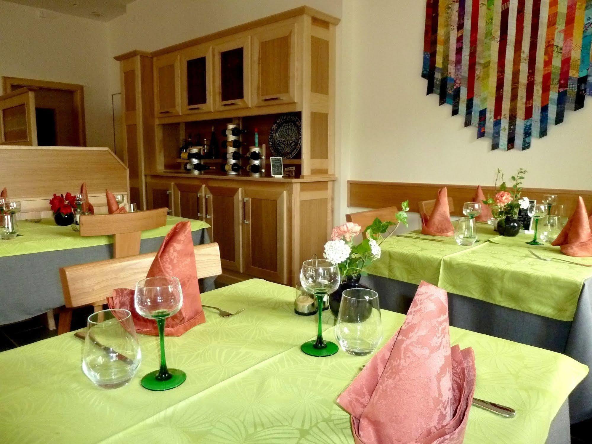 Hotel Restaurant Collin Ferrette Bagian luar foto
